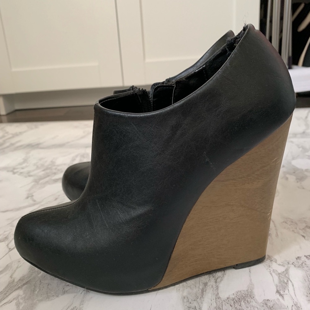 Platform heels